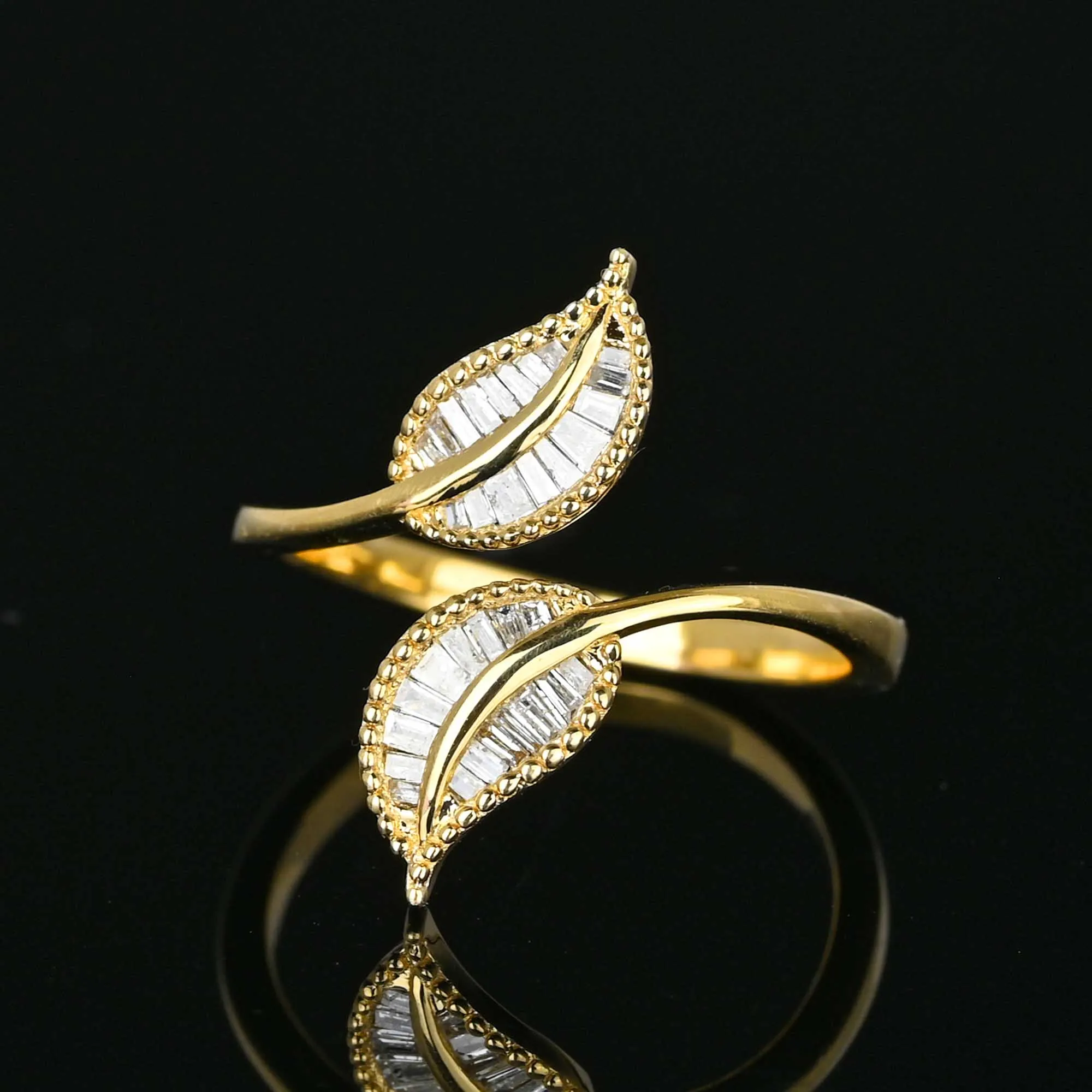 Bypass Ivy Leaf Baguette Diamond Ring in Gold