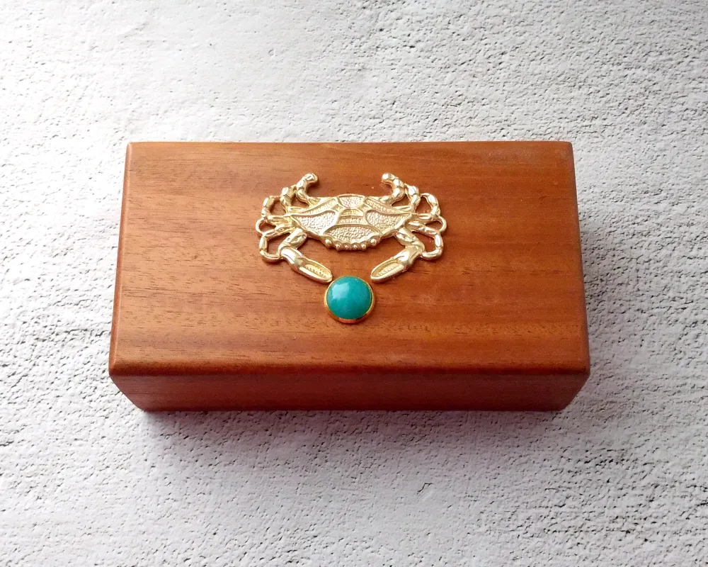 Crab with Amazonite Mahogany Box