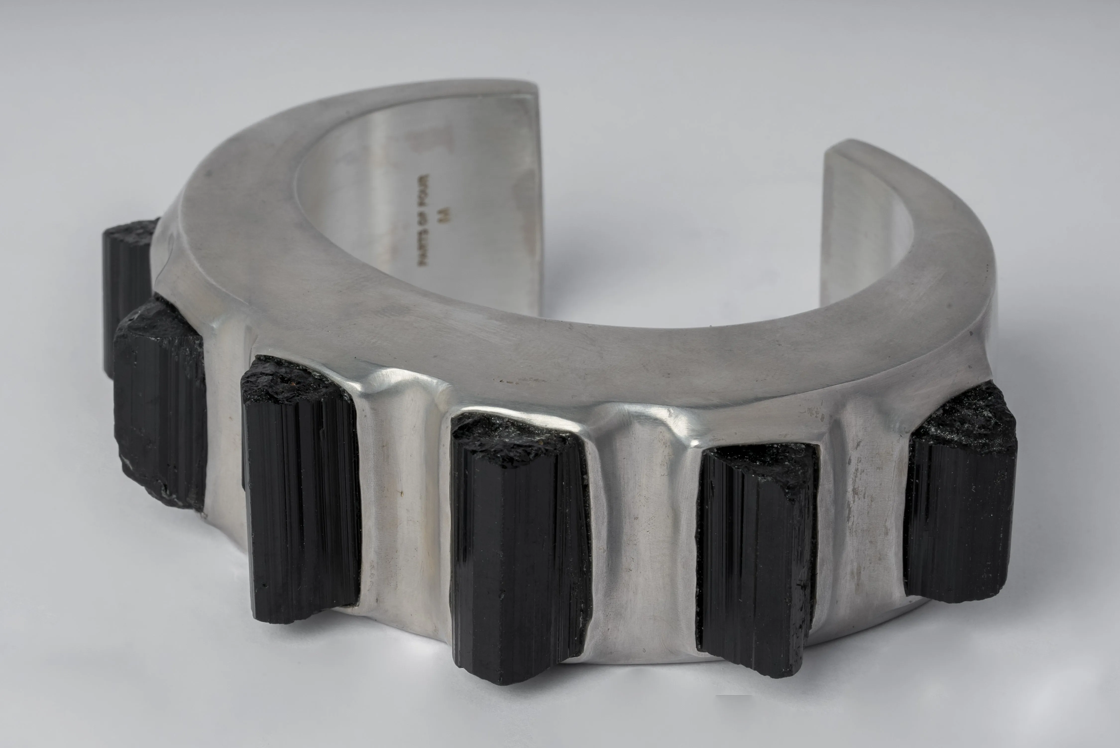 Crescent Bracelet (Terrestrial Surfaced, Schorl, 30mm, AS MA SCHR)