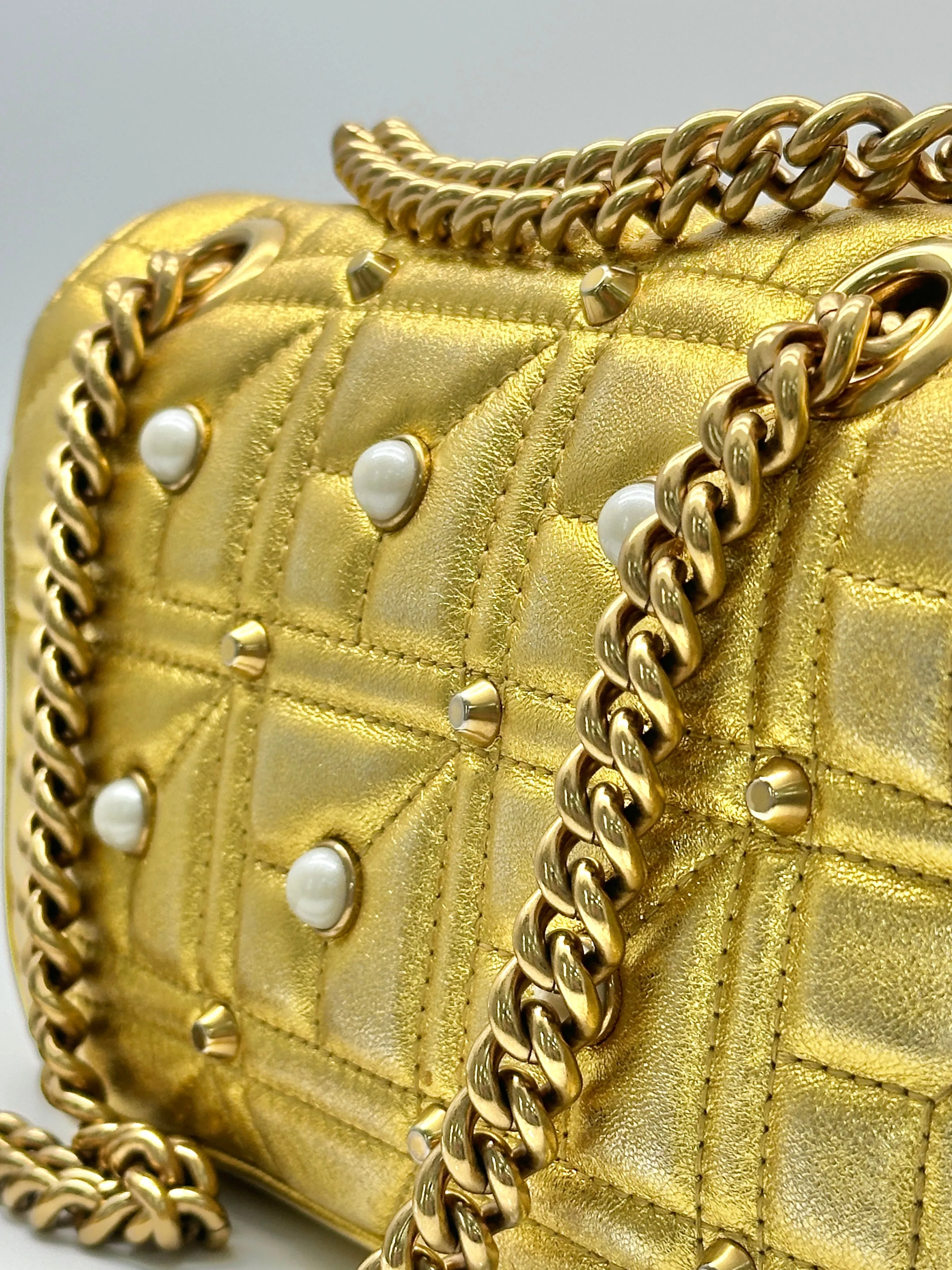 Gucci Metallic Matelasse Studded Mini Pearly Gg Marmont Shoulder Bag Gold