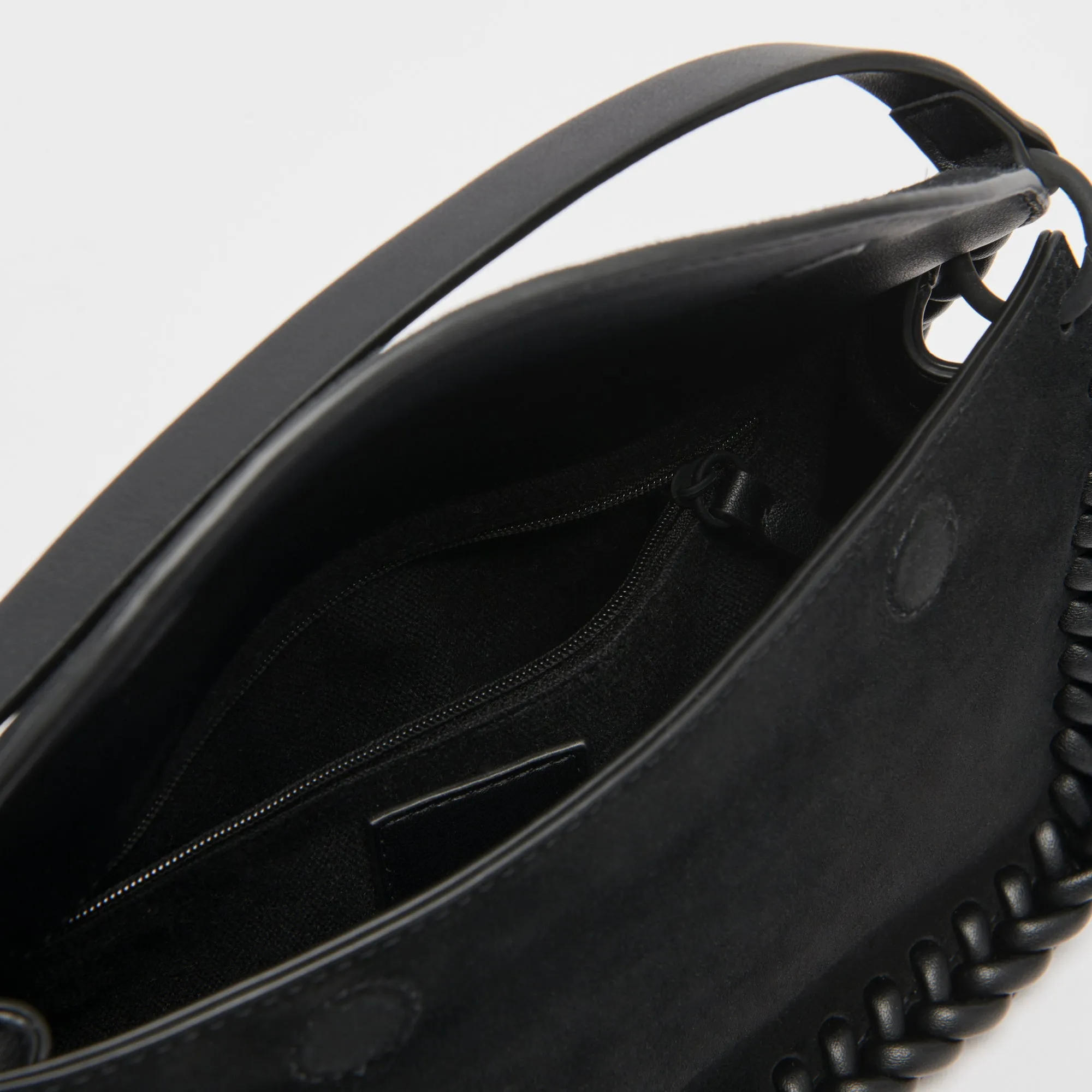 HARPER SHOULDER BAG BLACK SUEDE