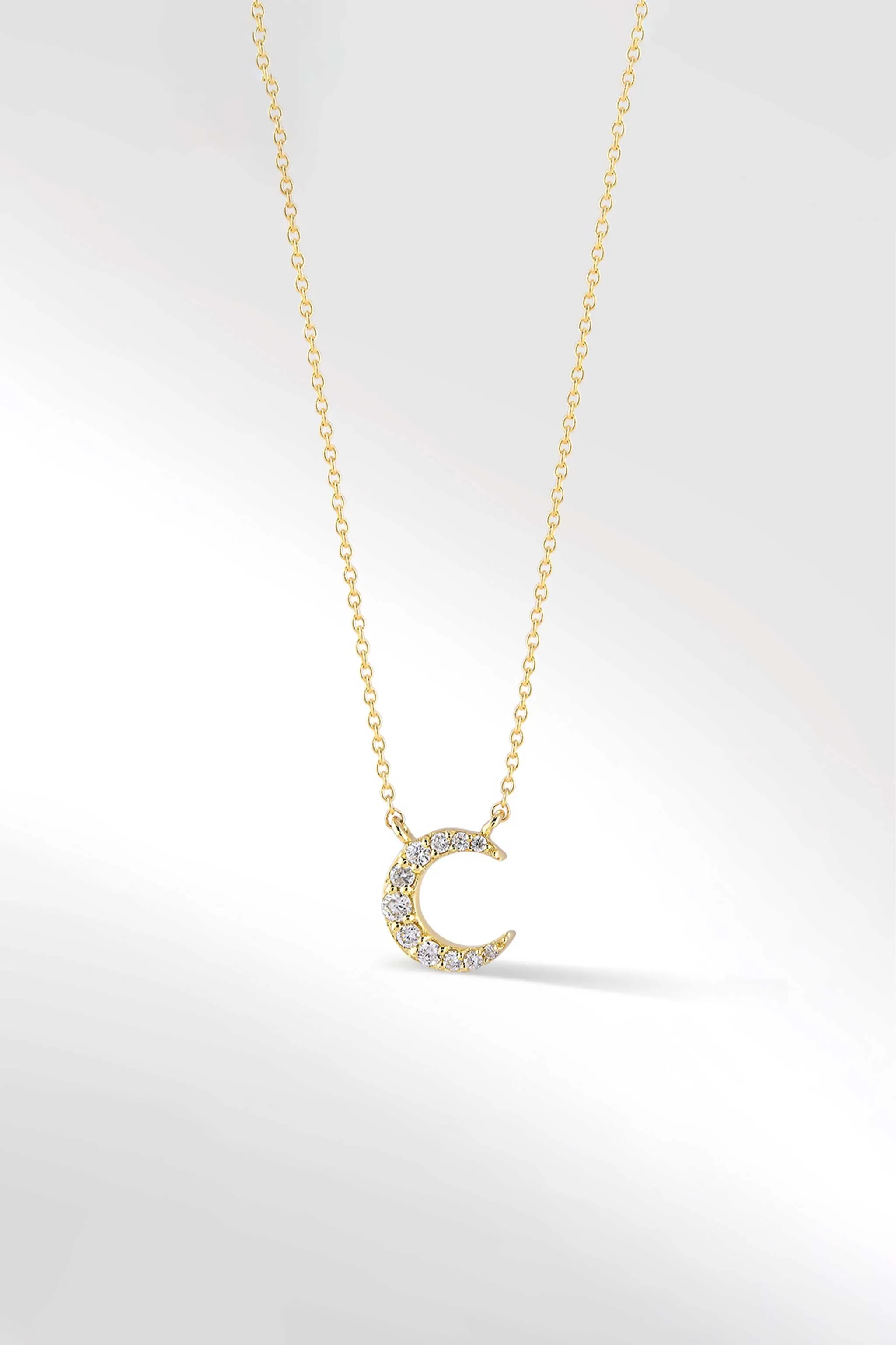 Moonbeam Necklace in Diamond