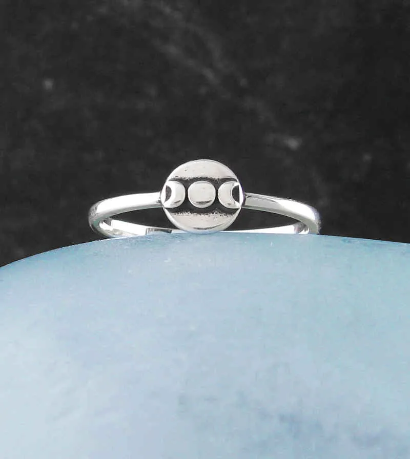 Small Round Triple Moon Symbol Ring